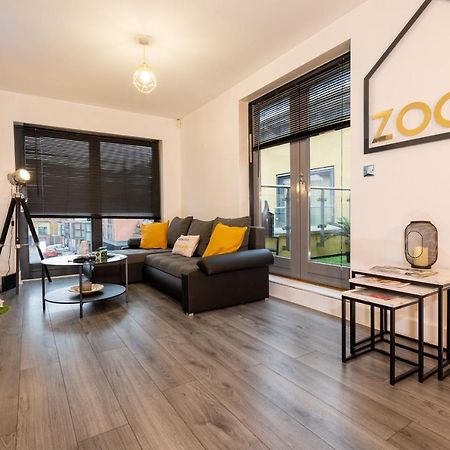 Luxe Place - Netflix & Workspace For 6 Birmingam Exterior foto