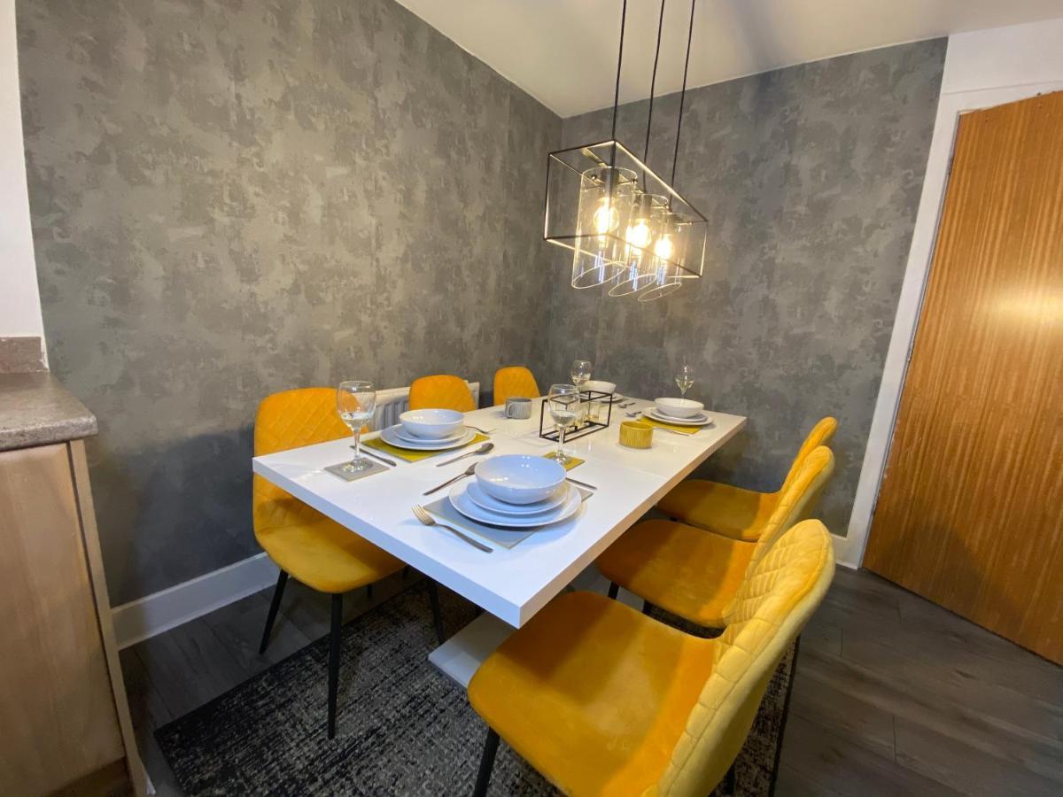 Luxe Place - Netflix & Workspace For 6 Birmingam Exterior foto